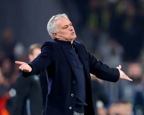 SL Benfica Involved in Talks to Appoint Mourinho Post Dismissal of Bruno Lage
